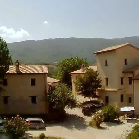 Agriturismo Il Covo Del Solengo Villa Valtopina Luaran gambar